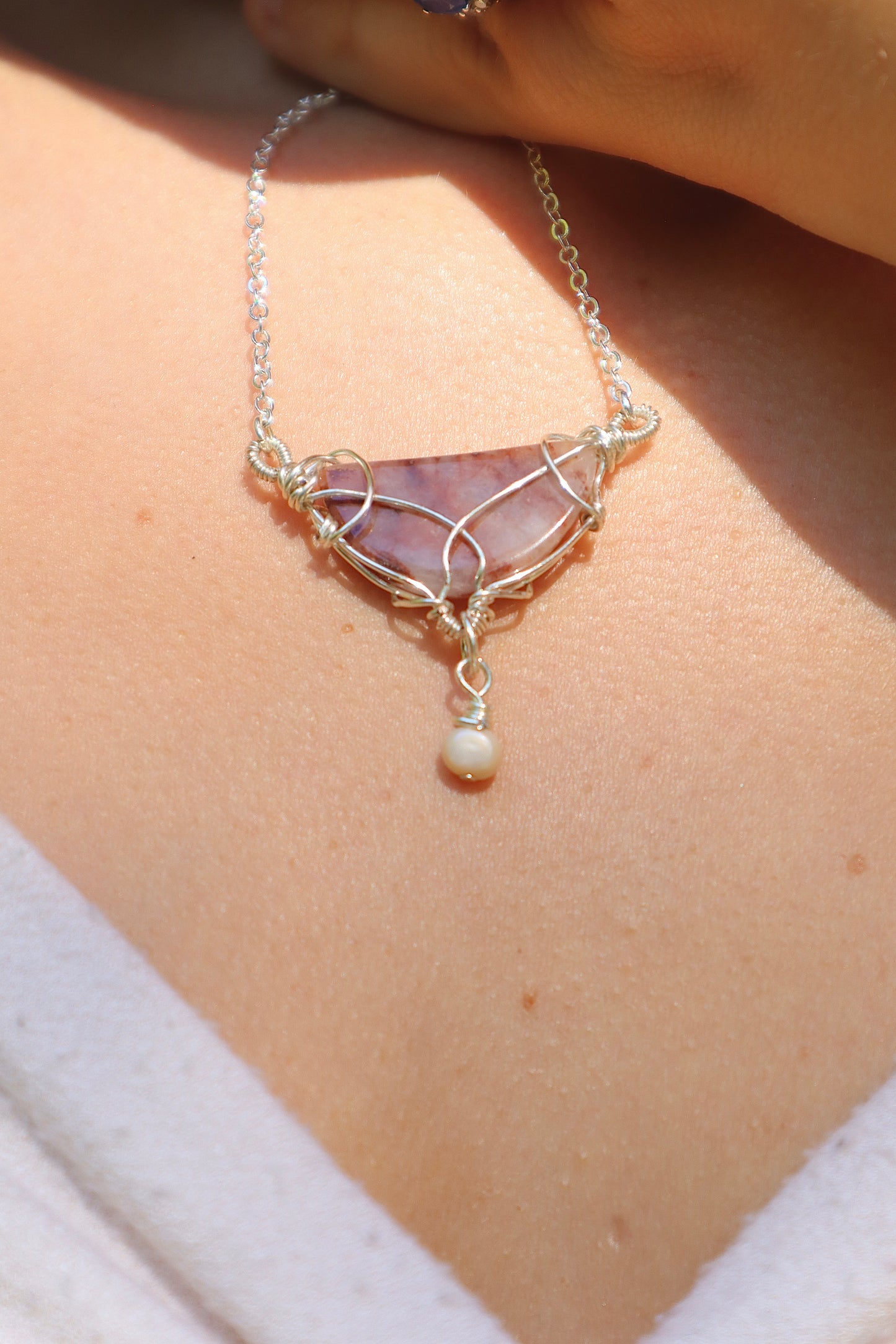 Desert Bloom Agate Pearl Necklace