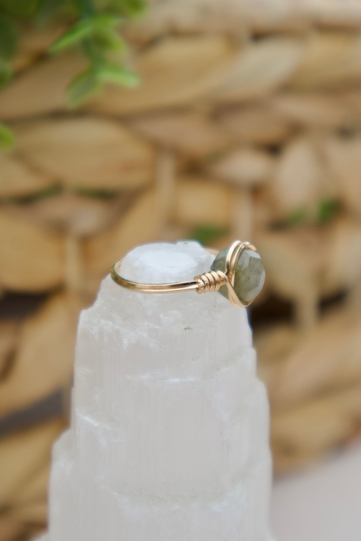 Faceted Labradorite Gemstone Ring ￼