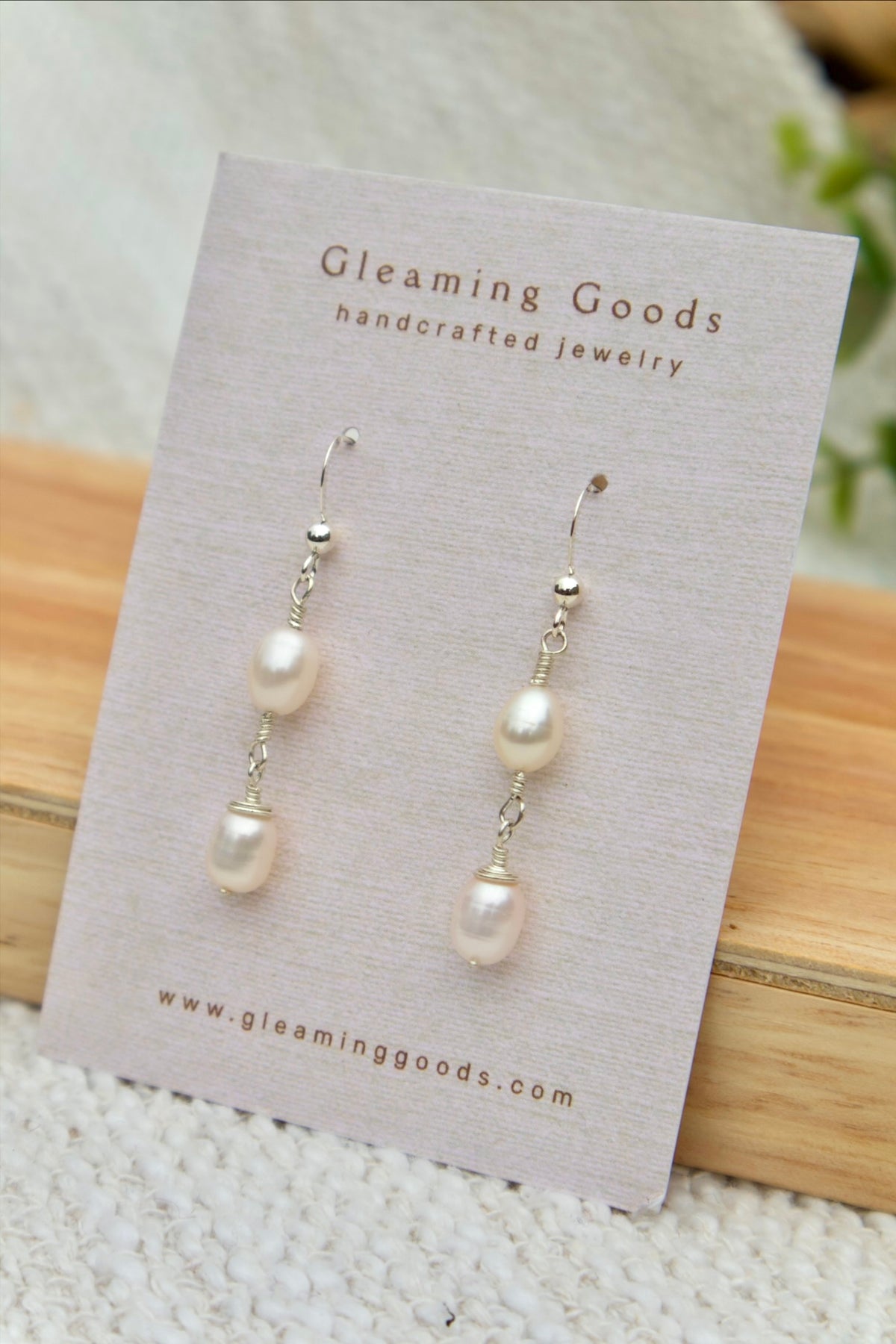 Dainty Freshwater Pearl Dangle Earrings