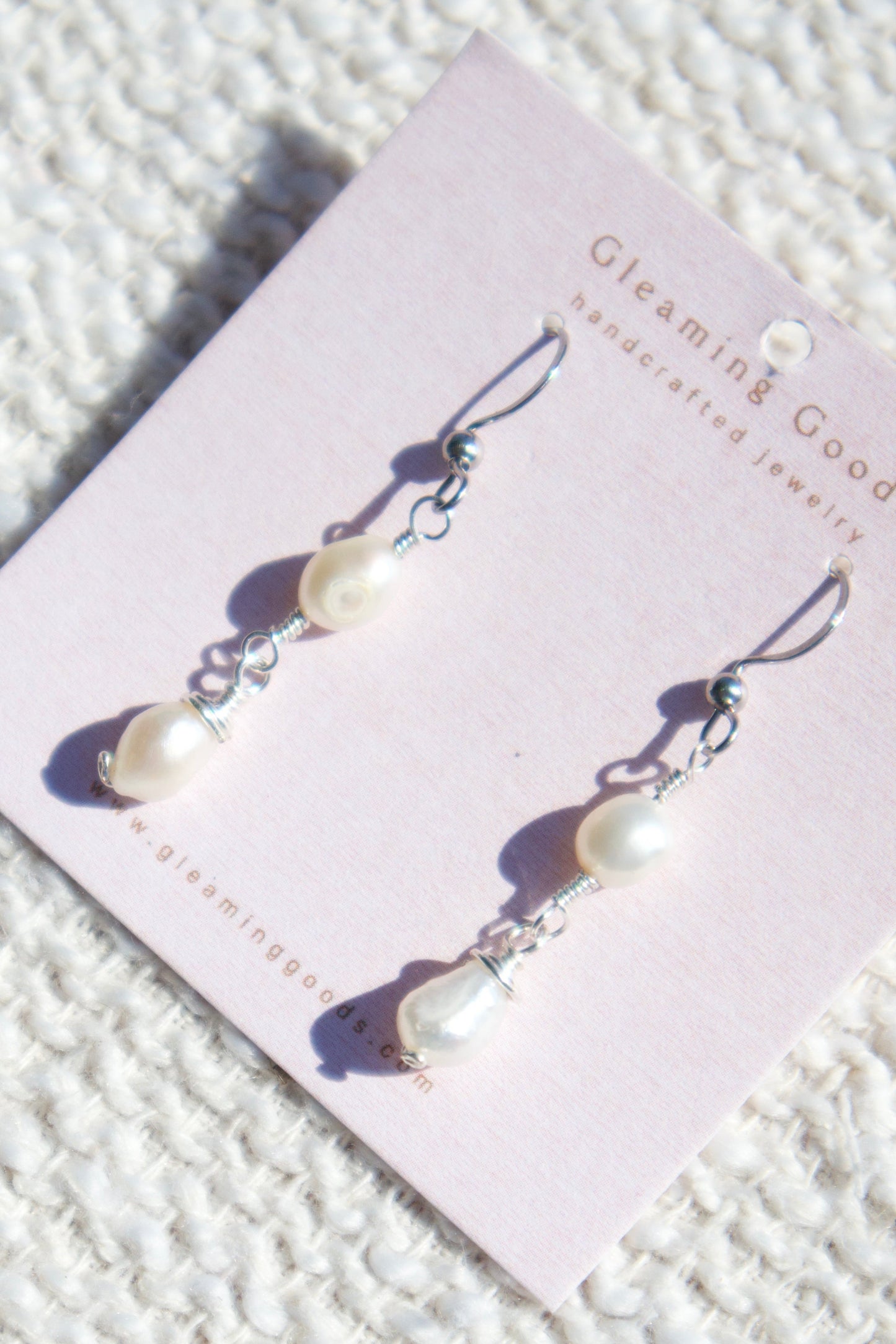 Dainty Freshwater Pearl Dangle Earrings