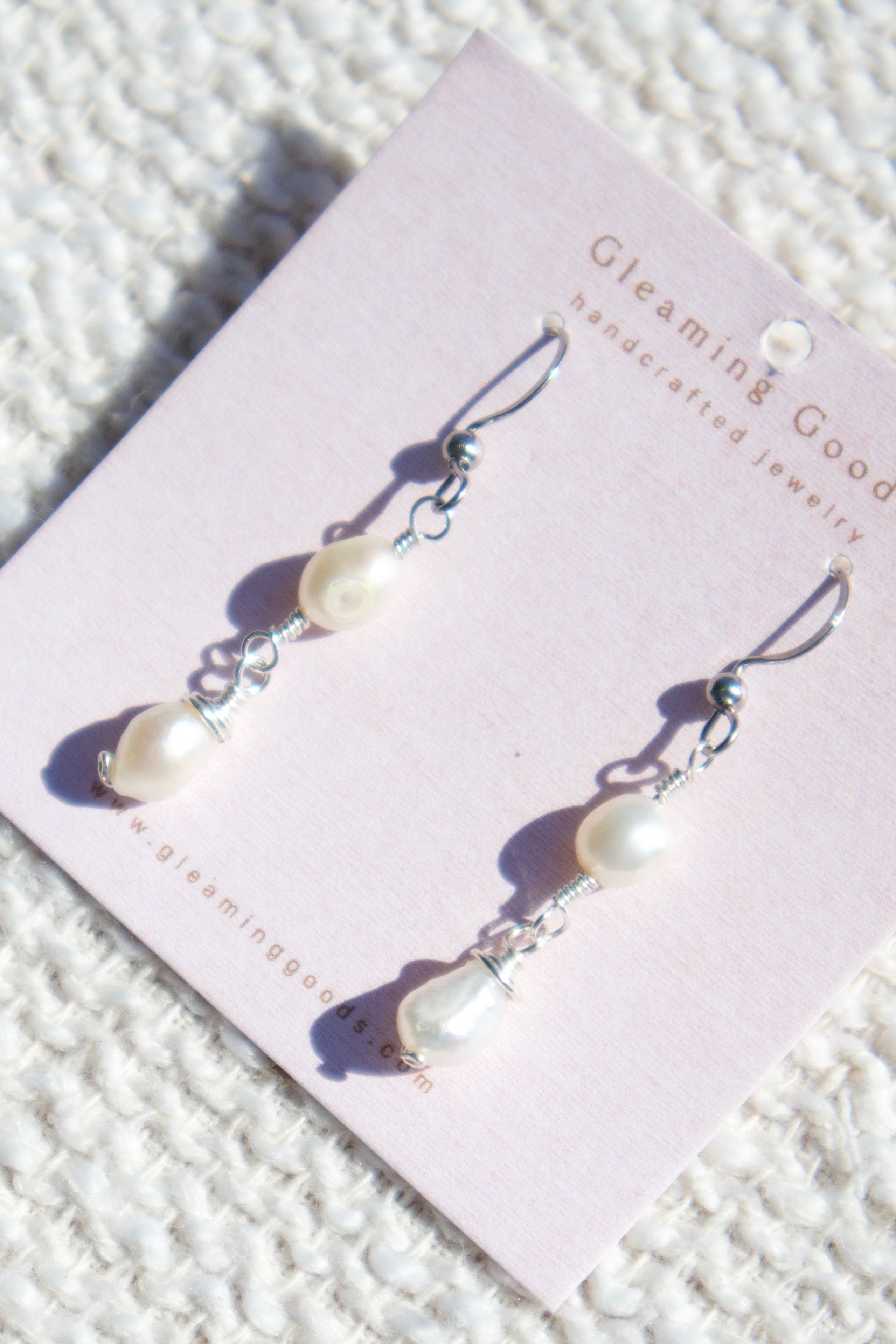 Dainty Freshwater Pearl Dangle Earrings