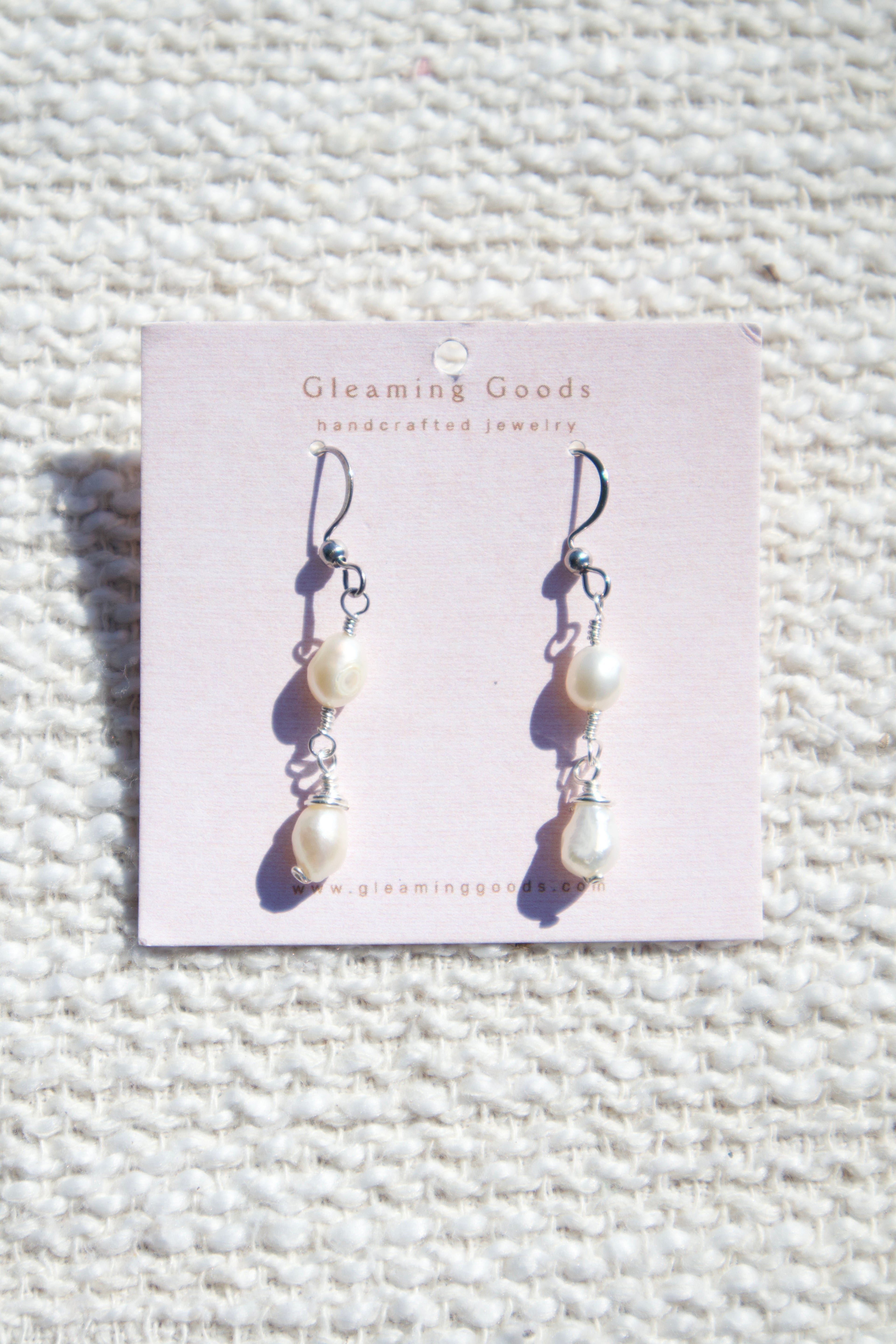 Dainty Freshwater Pearl Dangle Earrings
