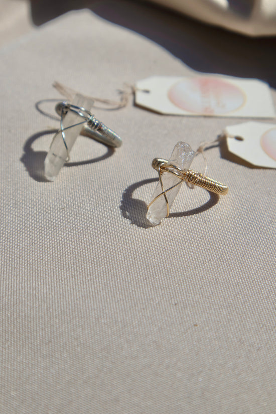 Aura Clear Quartz Point Ring